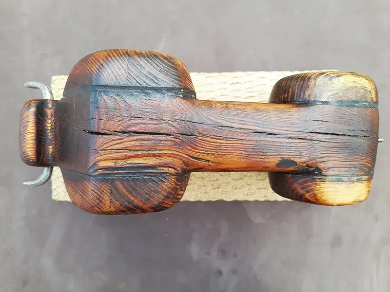 Escultura de madera Bisonte 5