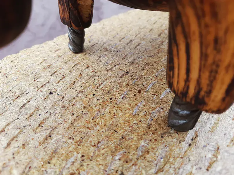 Escultura de madera Bisonte 9