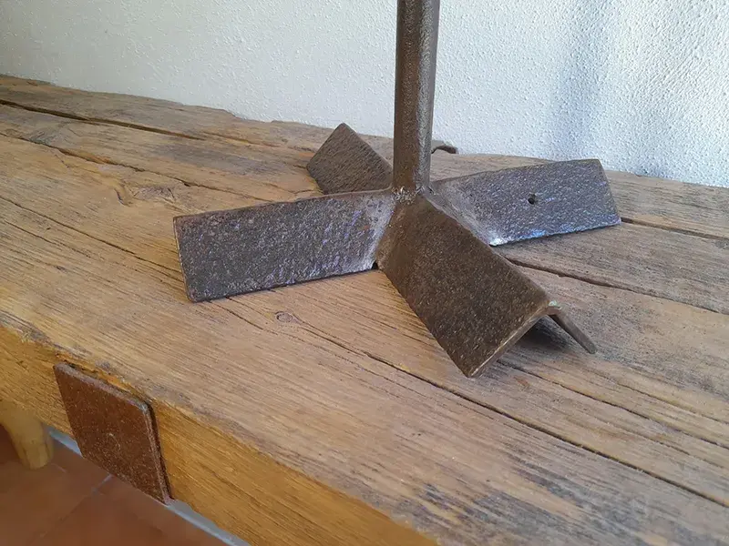 Escultura Ángulo en Cruz 10