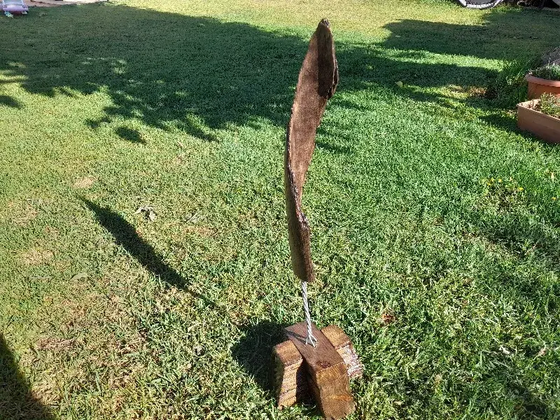 Escultura hoja rizada 3